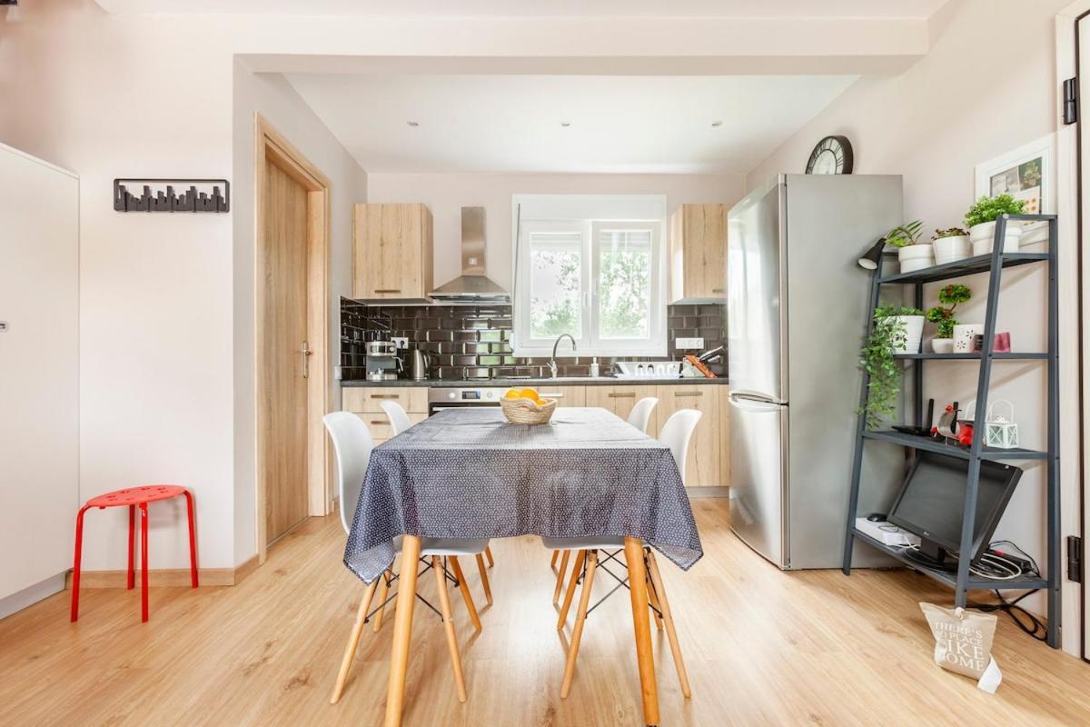 Meliterra Villa Gialova Exteriör bild